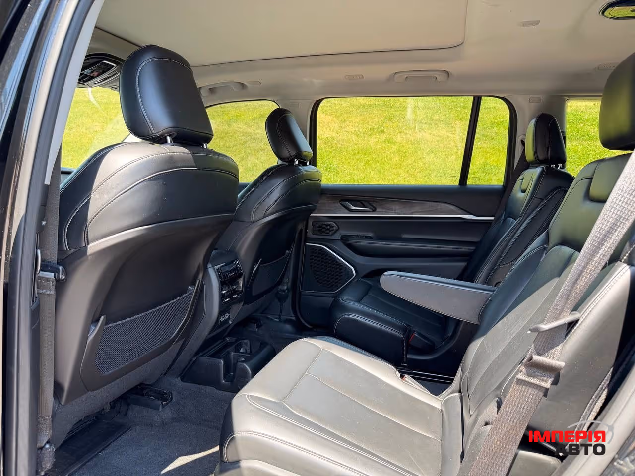 Jeep Grand Cherokee - фото 21