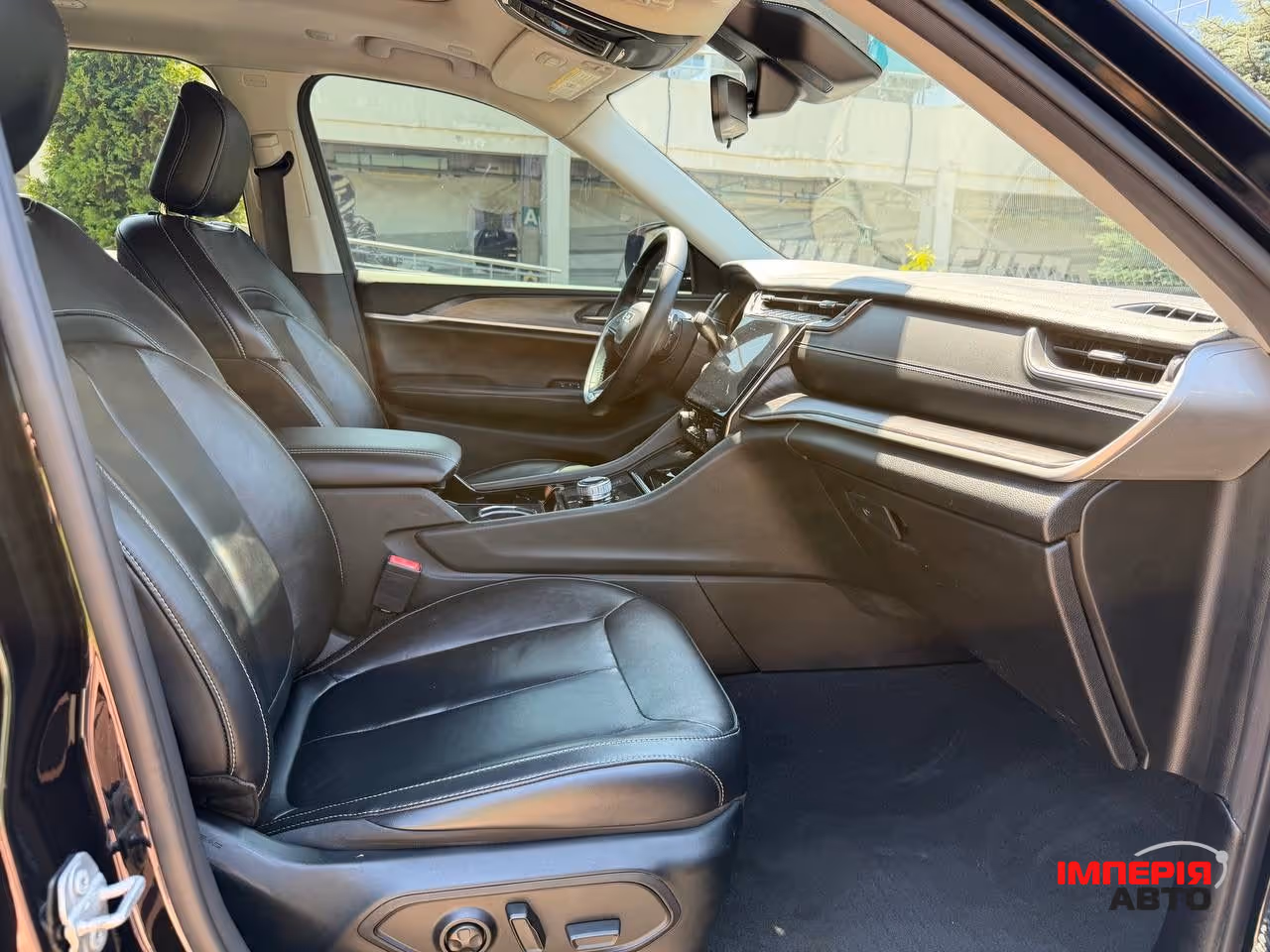 Jeep Grand Cherokee - фото 28