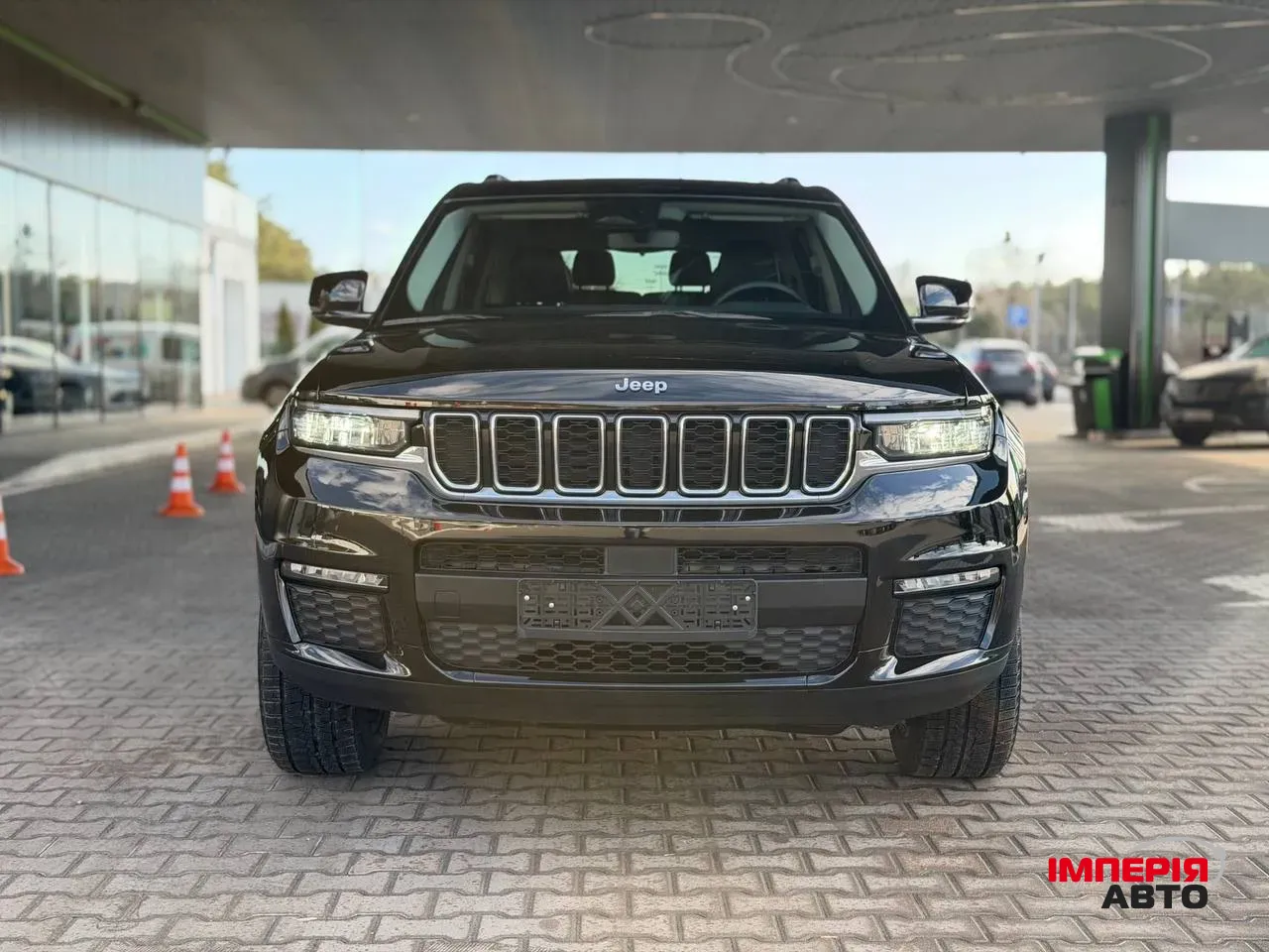 Jeep Grand Cherokee - фото 7