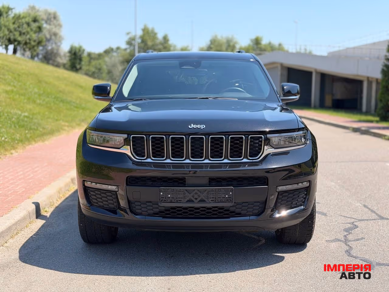 Jeep Grand Cherokee - фото 4