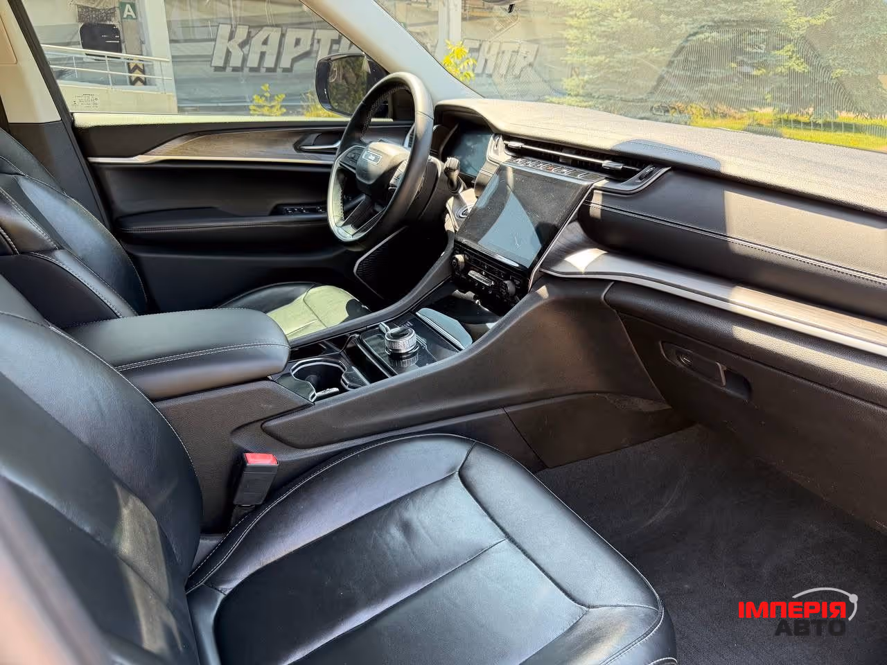 Jeep Grand Cherokee - фото 27