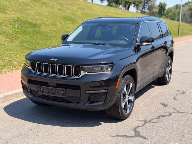 Jeep Grand Cherokee - фото 1