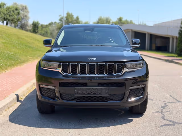 Jeep Grand Cherokee - фото 4