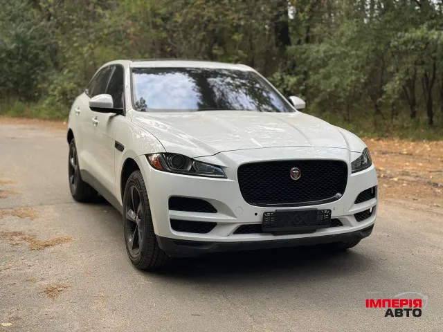 Jaguar F-Pace - фото 3