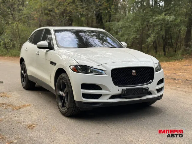 Jaguar F-Pace - фото 1