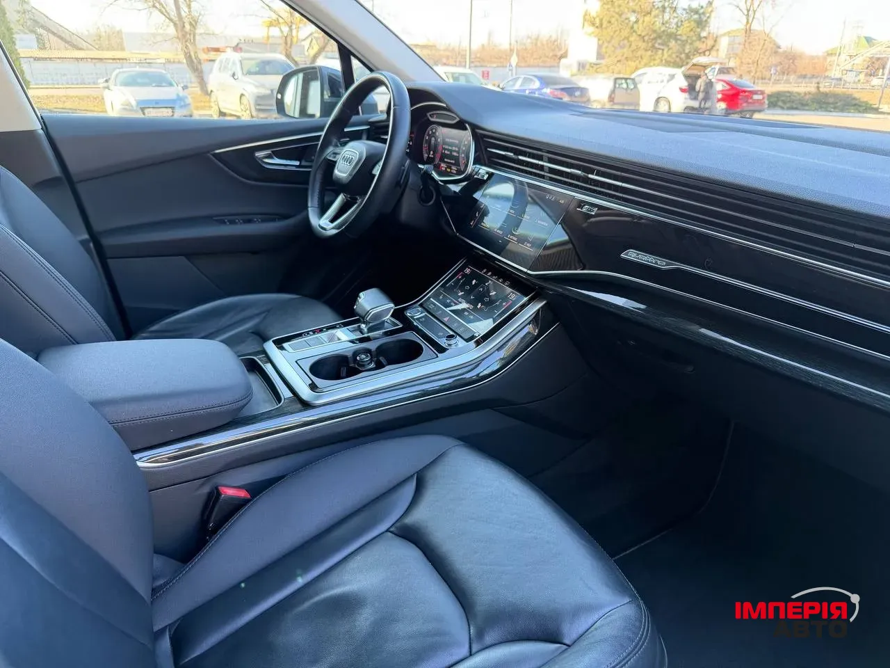 Audi Q7 - фото 43