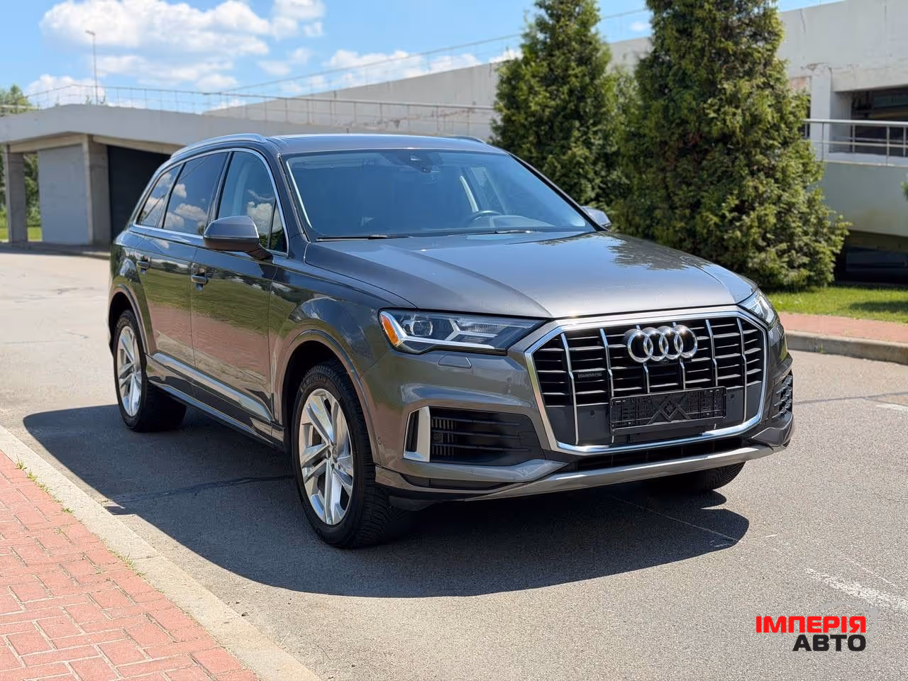 Audi Q7 - фото 6