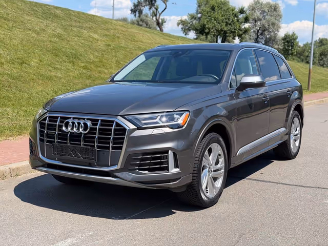 Audi Q7 - фото 2