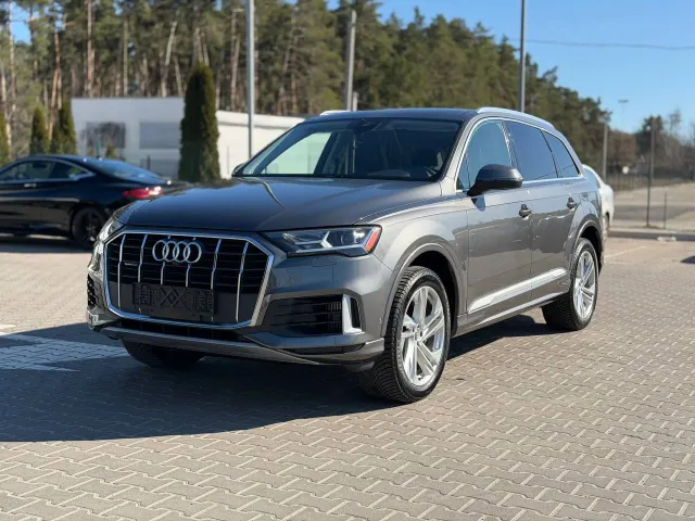 Audi Q7 - фото 3