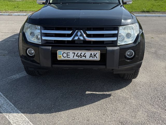 Mitsubishi Pajero - фото 4