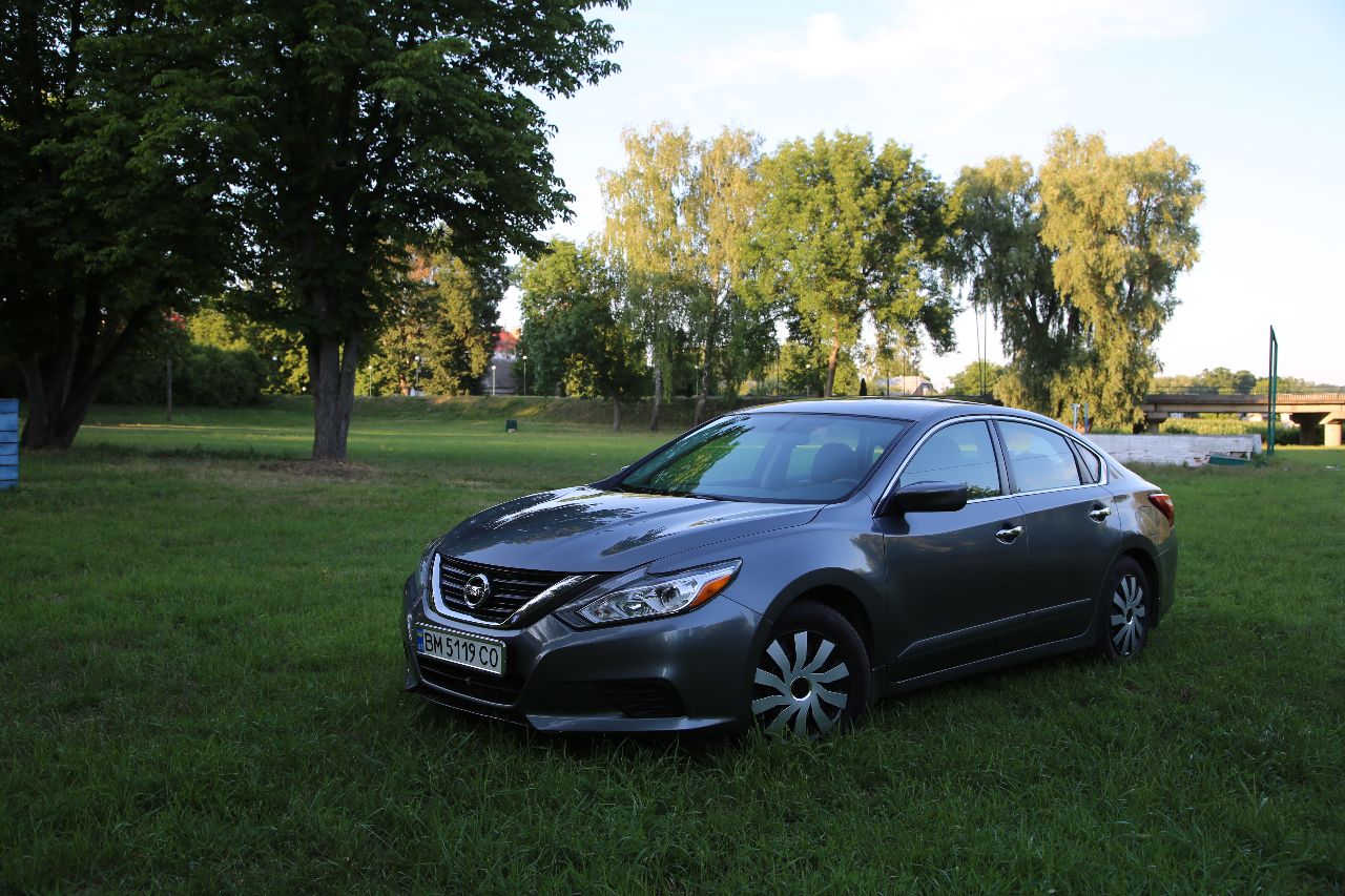 Nissan Altima - фото 4