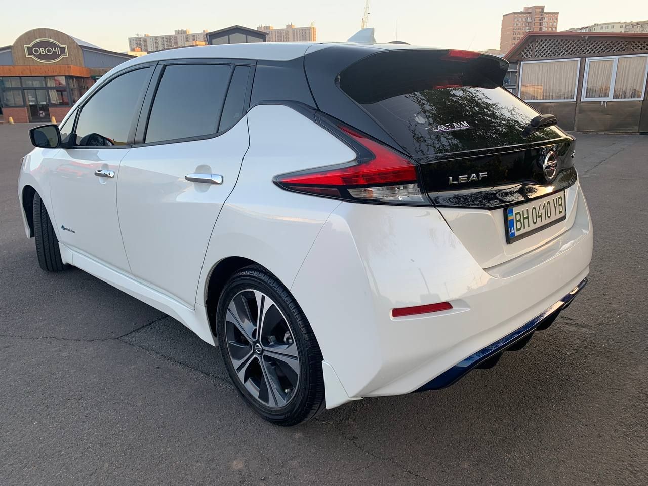 Nissan Leaf - фото 9