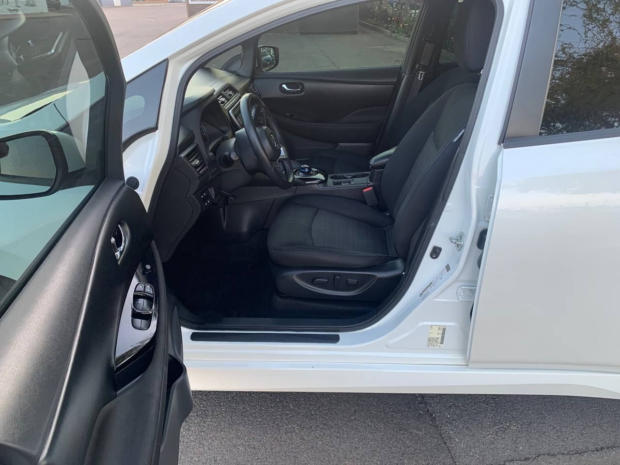 Nissan Leaf - фото 3