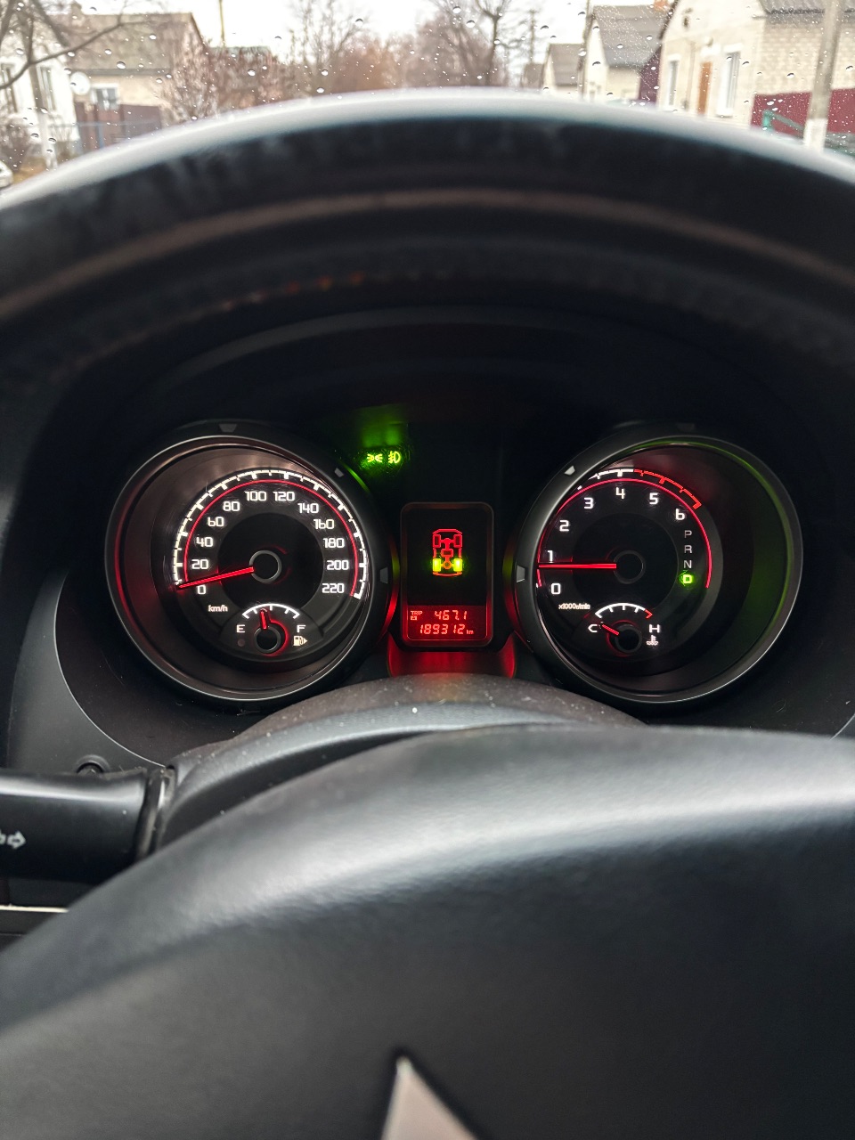 Mitsubishi Pajero - фото 15