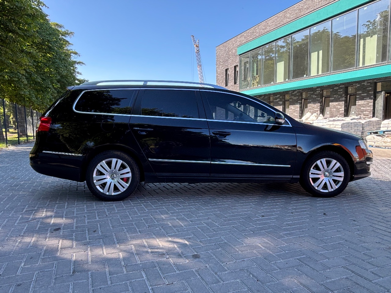 Volkswagen Passat - фото 3