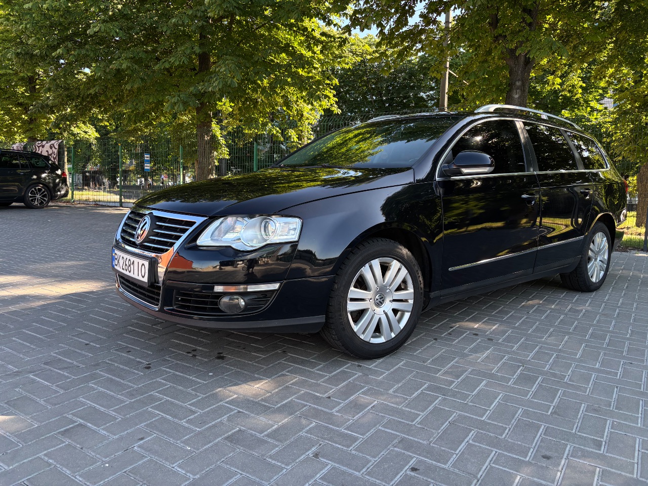 Volkswagen Passat - фото 1
