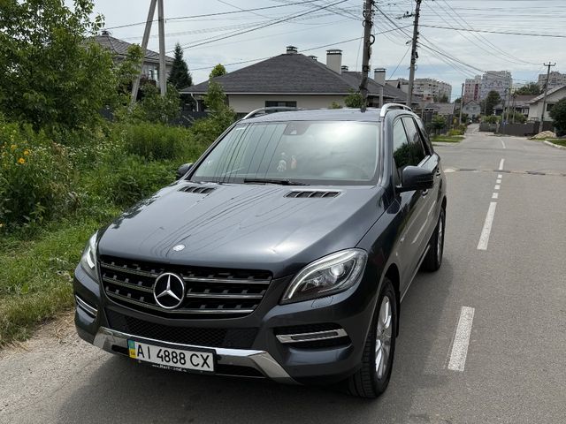 Mercedes-Benz M-Класс - фото 4