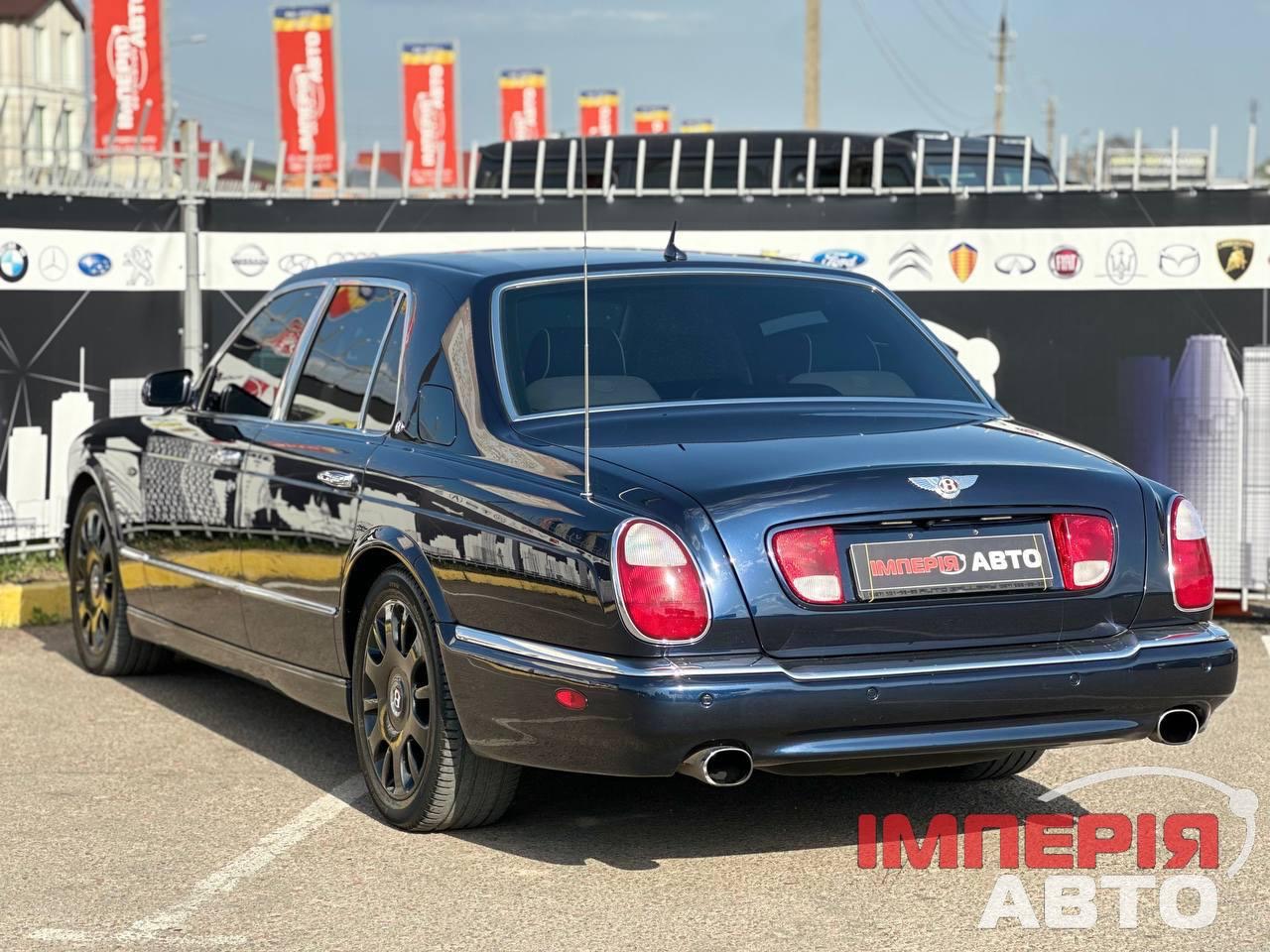 Bentley Arnage - фото 4