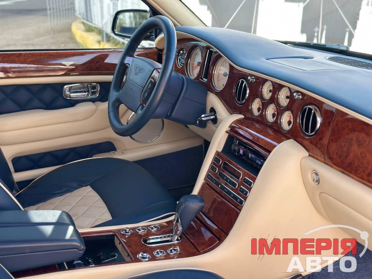 Bentley Arnage - фото 5