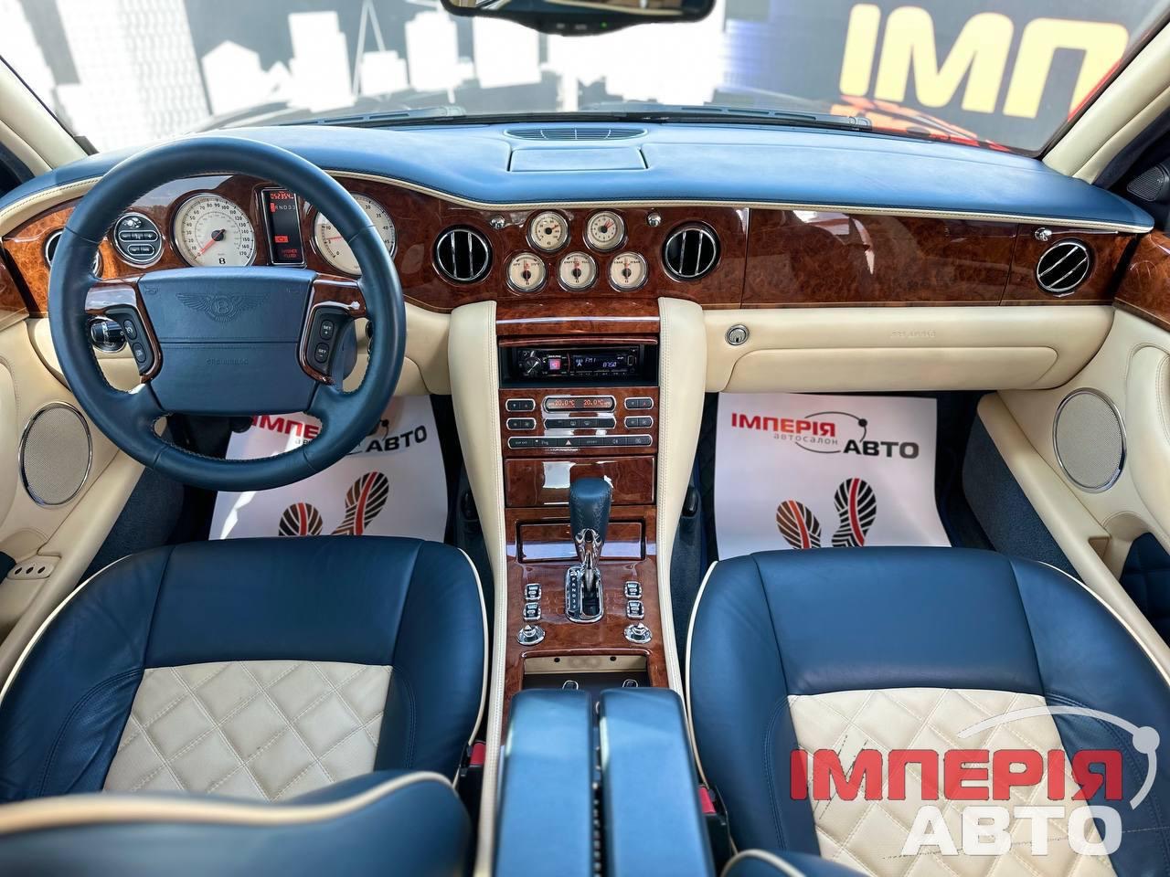 Bentley Arnage - фото 7