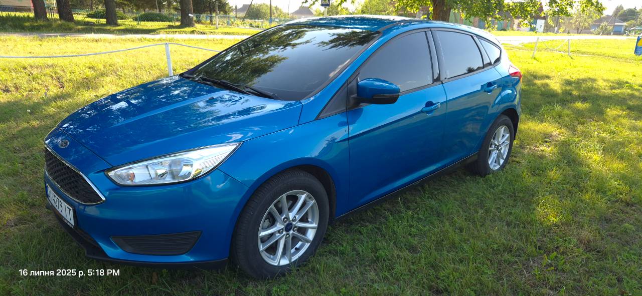 Ford Focus - фото 1