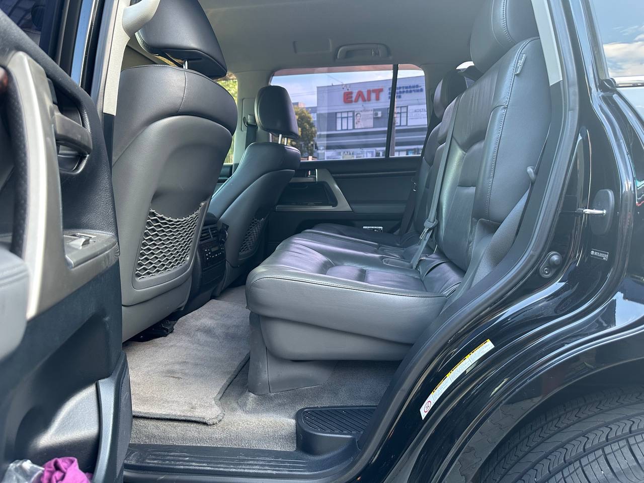 Toyota Land Cruiser - фото 7