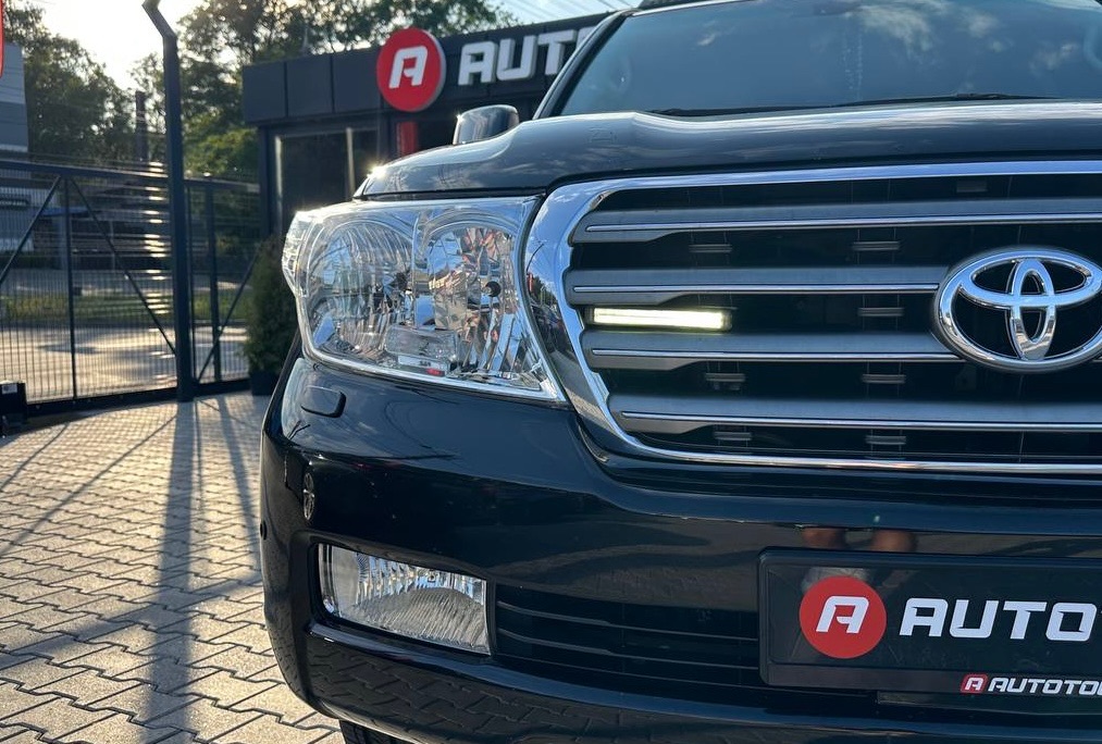 Toyota Land Cruiser - фото 3
