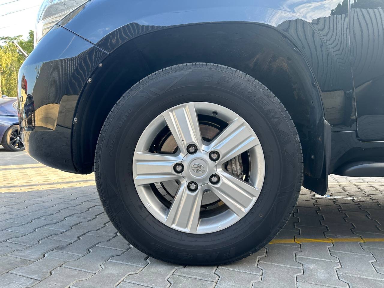 Toyota Land Cruiser - фото 9