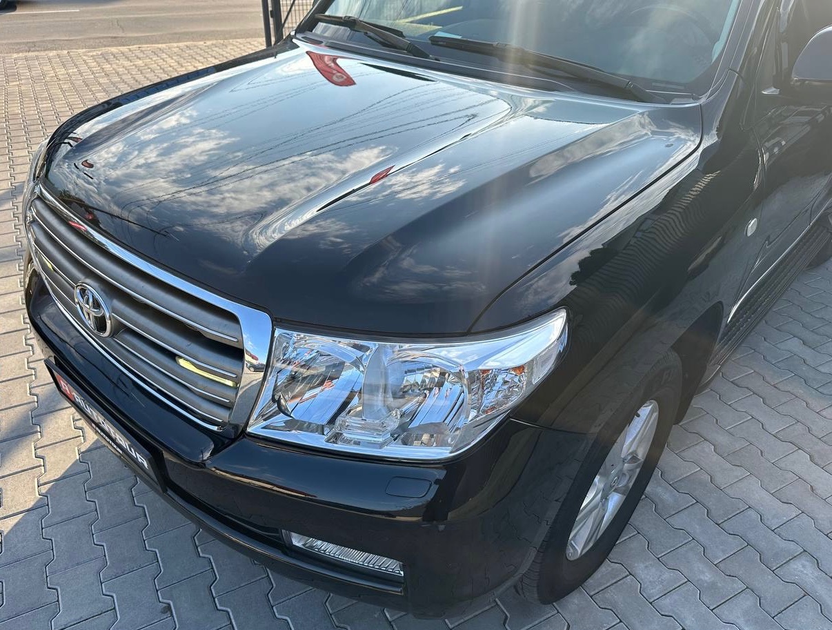 Toyota Land Cruiser - фото 2