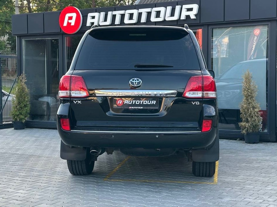 Toyota Land Cruiser - фото 10
