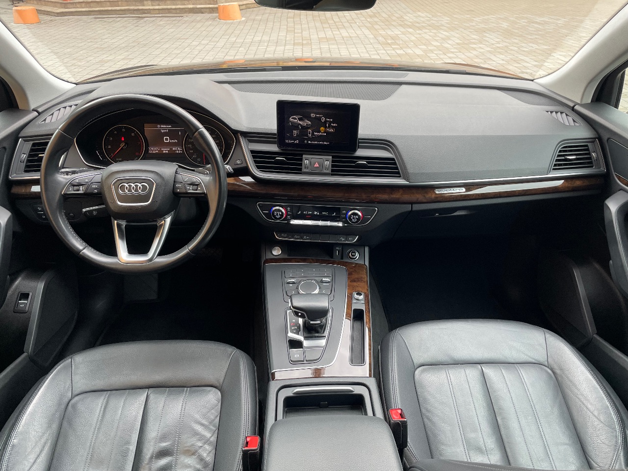 Audi Q5 - фото 8