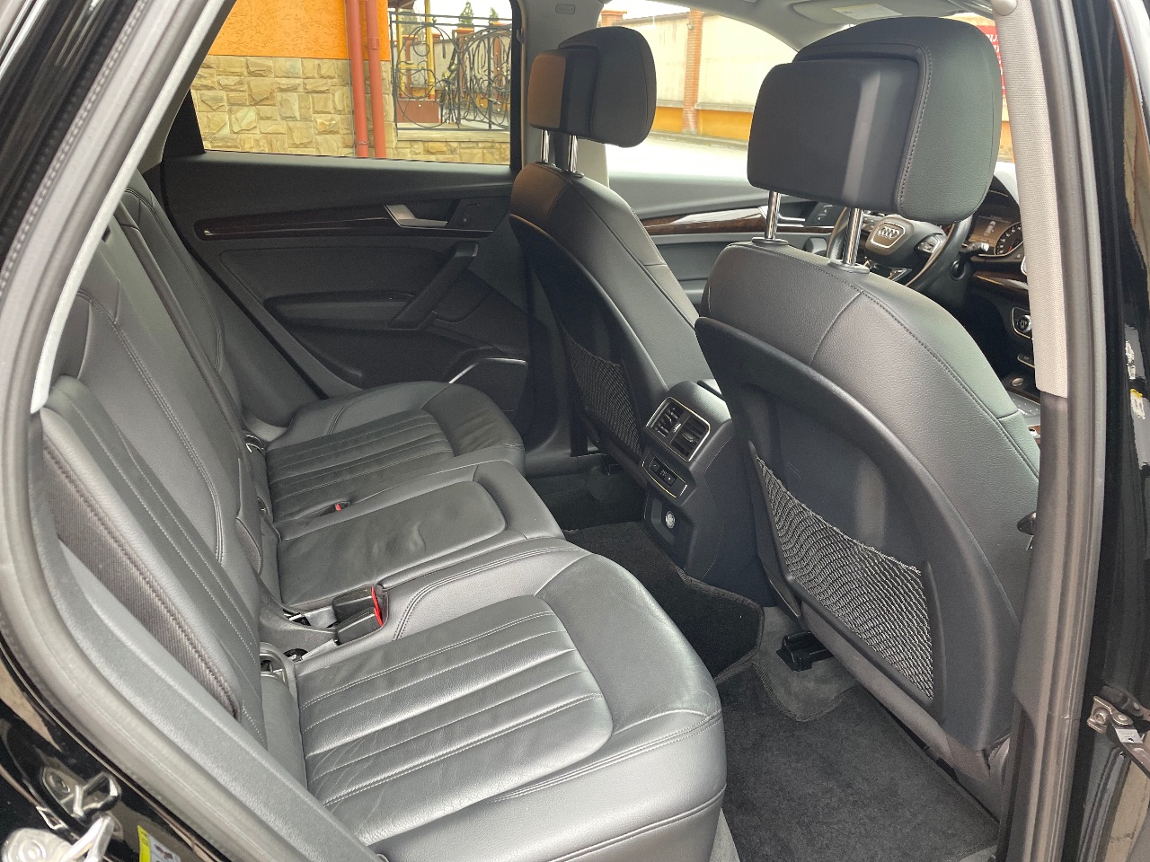 Audi Q5 - фото 12