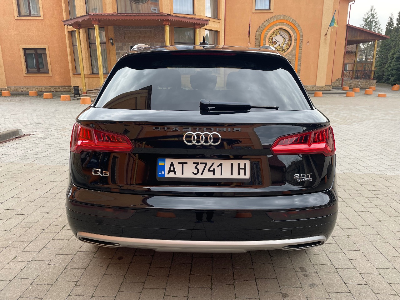 Audi Q5 - фото 6