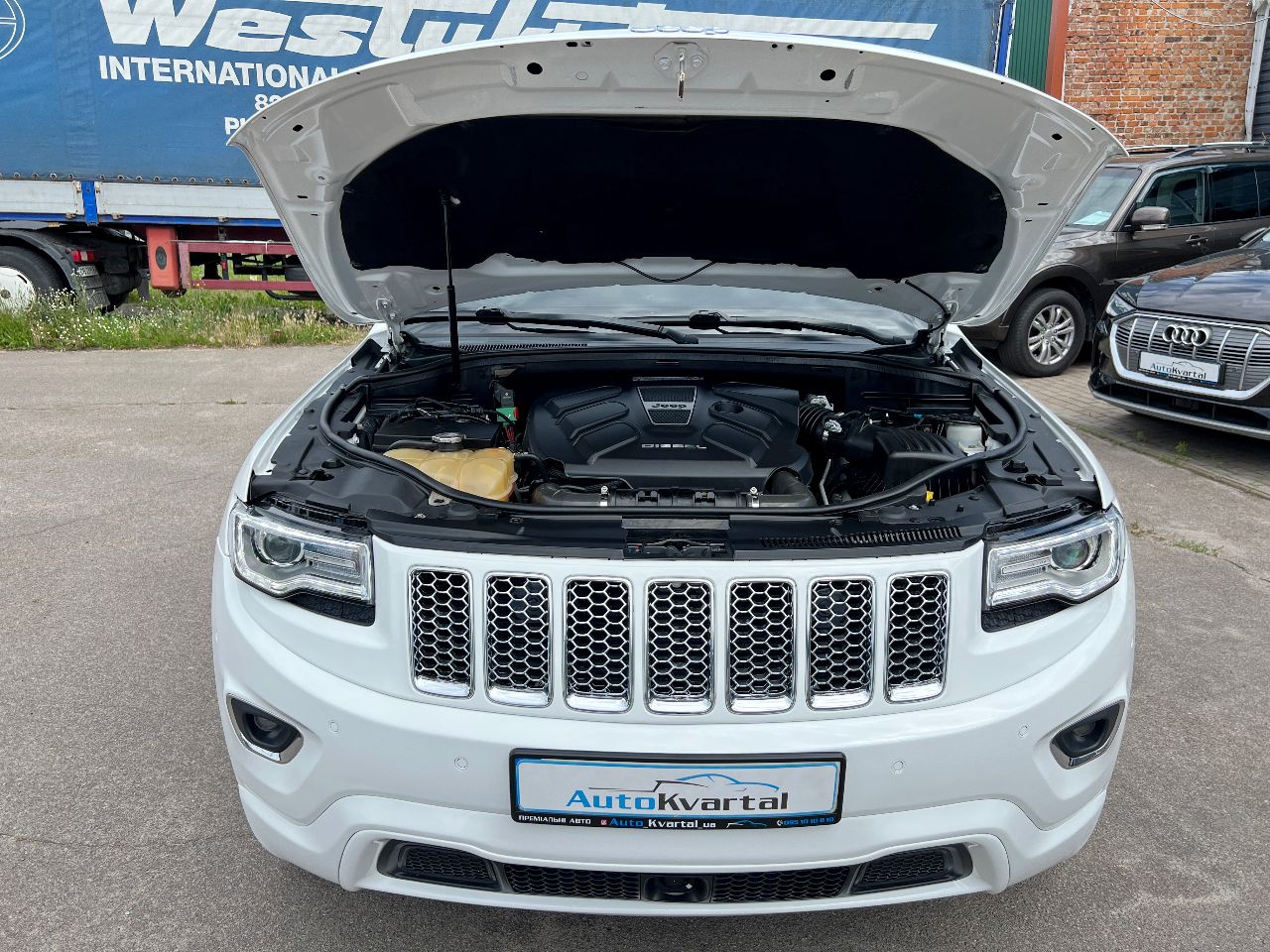 Jeep Grand Cherokee - фото 35