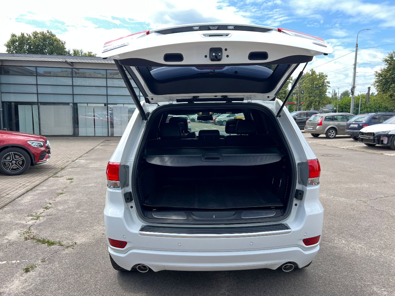 Jeep Grand Cherokee - фото 33