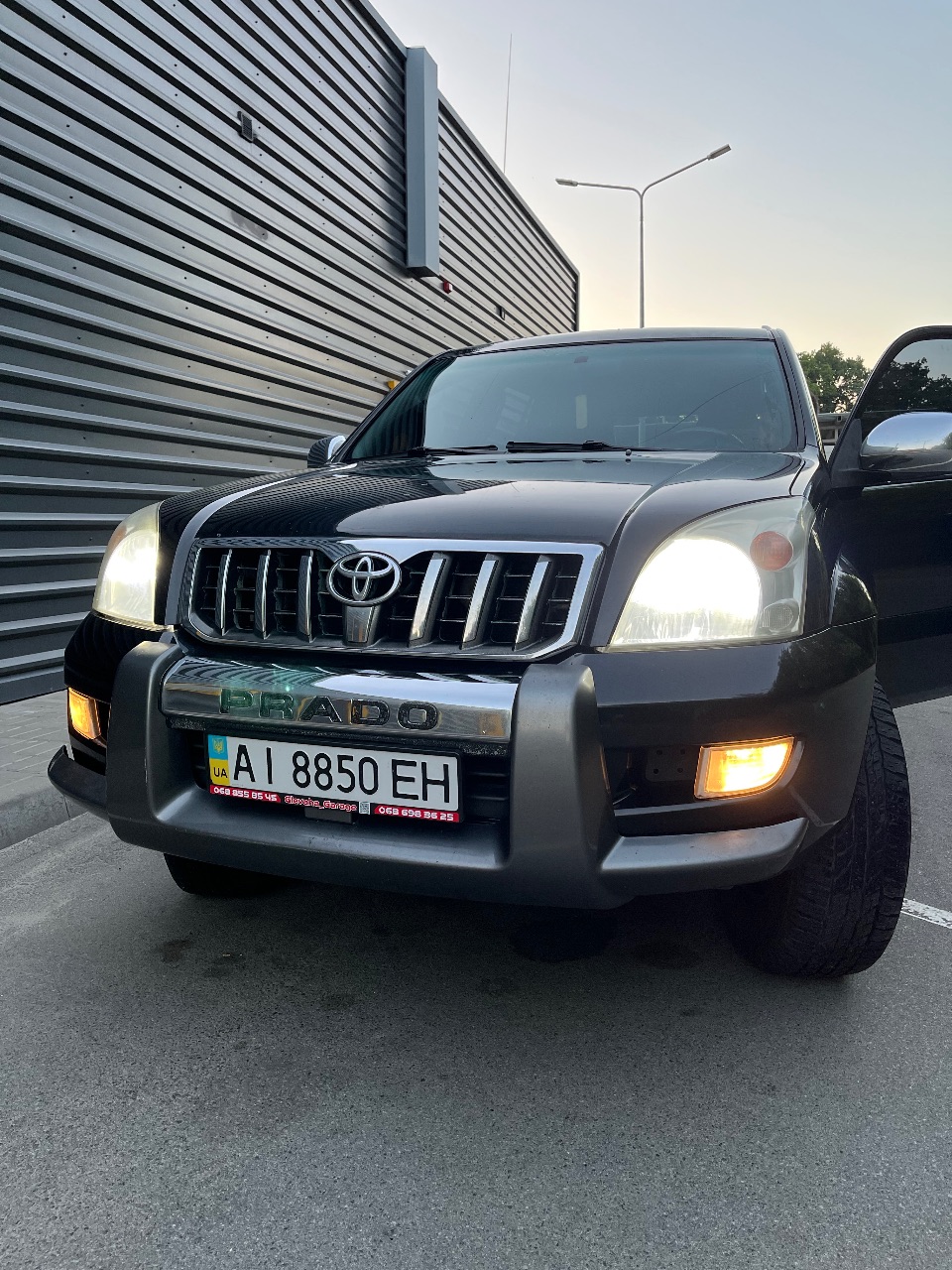 Toyota Land Cruiser Prado - фото 1