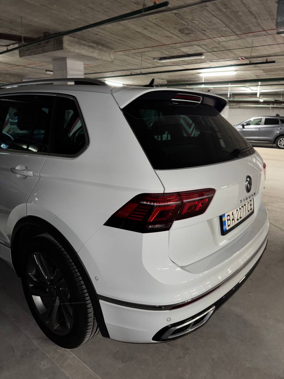 Volkswagen Tiguan - фото 4