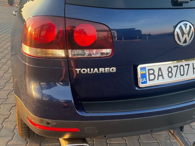 Volkswagen Touareg - фото 3