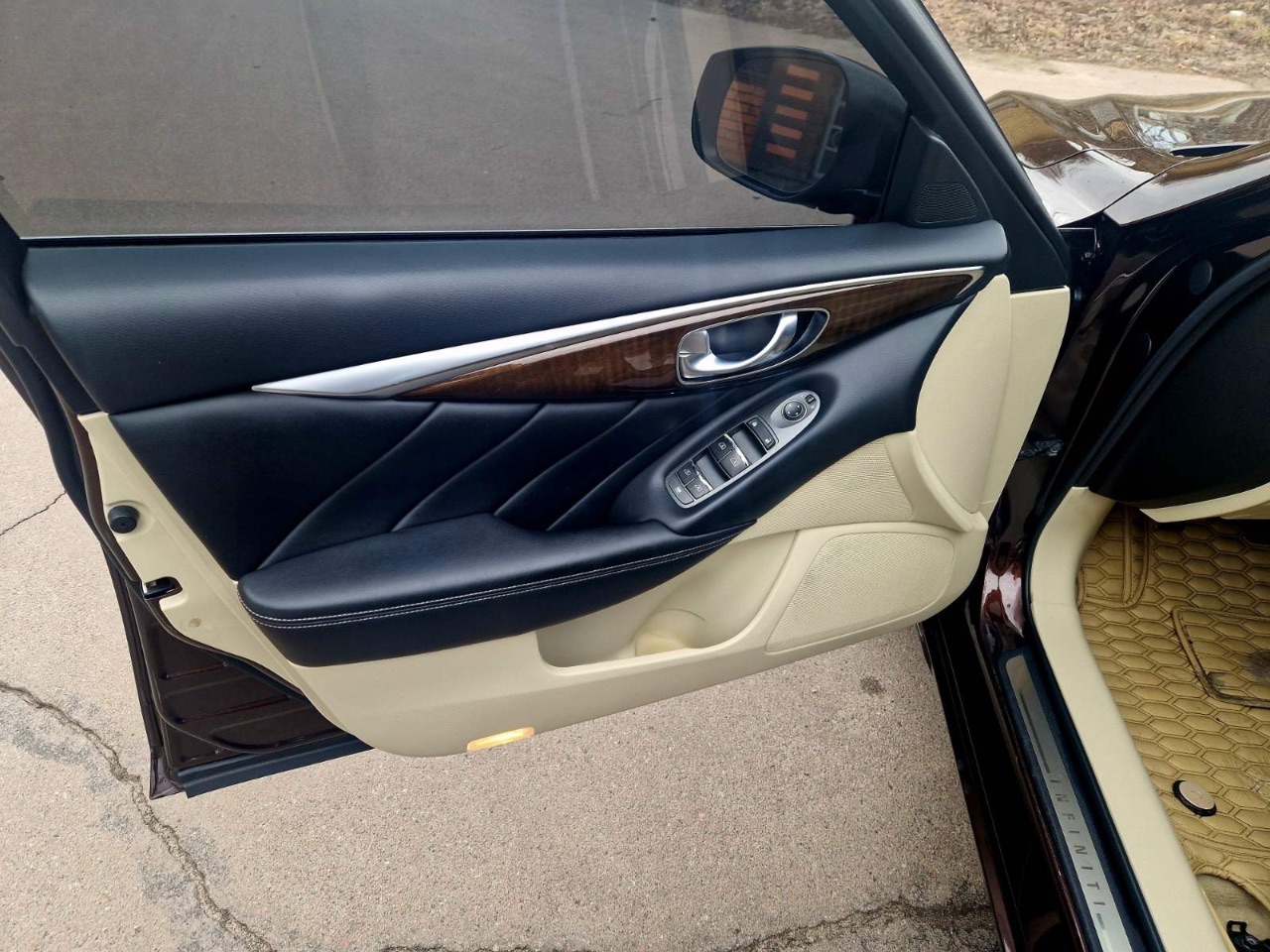 Infiniti Q50 - фото 17