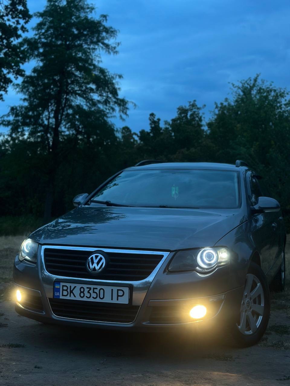 Volkswagen Passat - фото 1