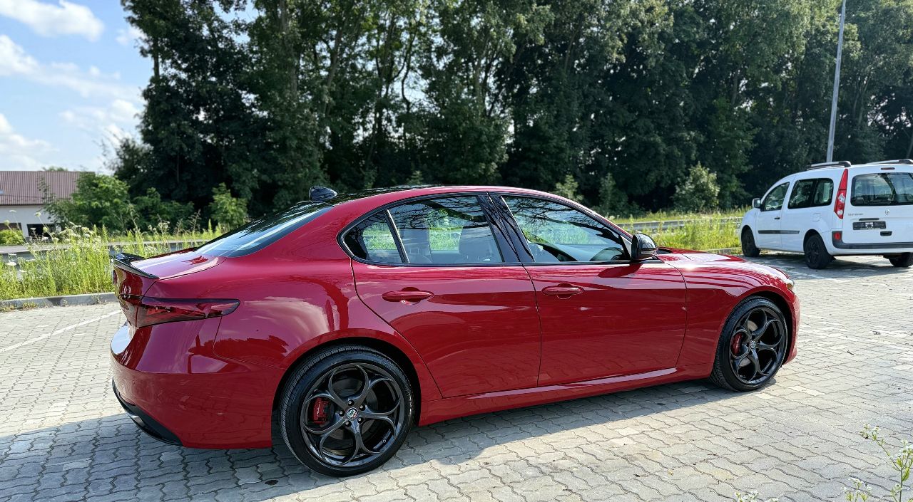 Alfa Romeo Giulia - фото 10