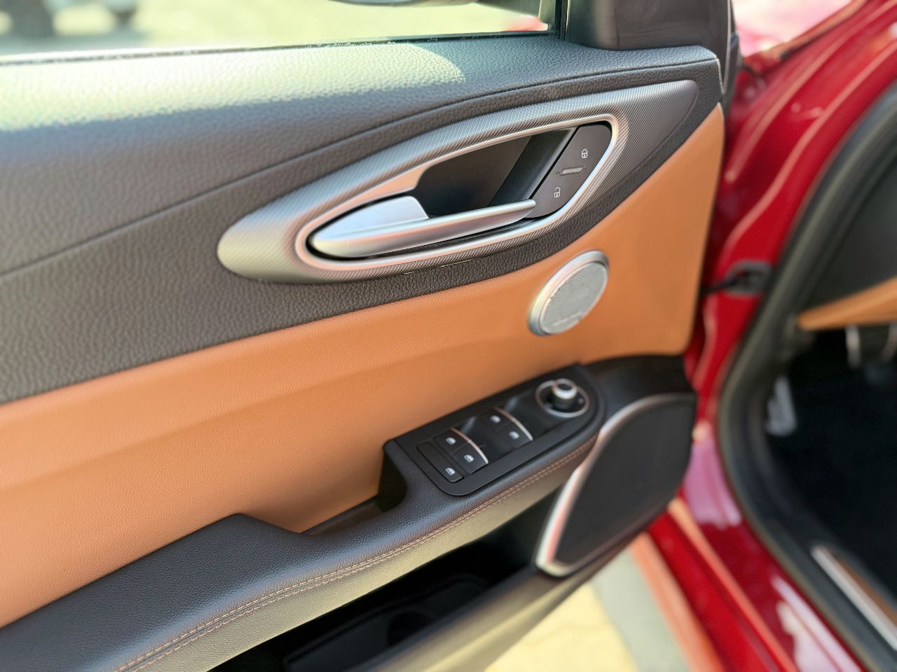 Alfa Romeo Giulia - фото 16