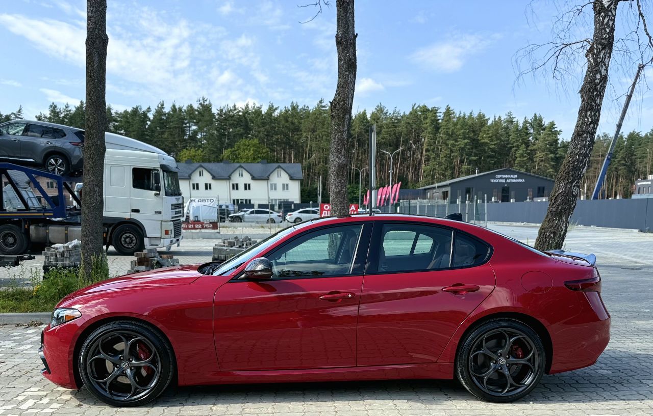 Alfa Romeo Giulia - фото 7