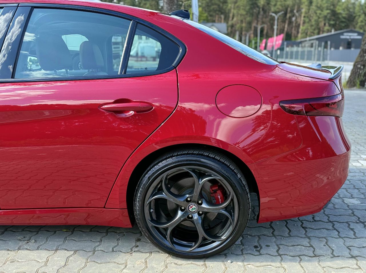 Alfa Romeo Giulia - фото 4
