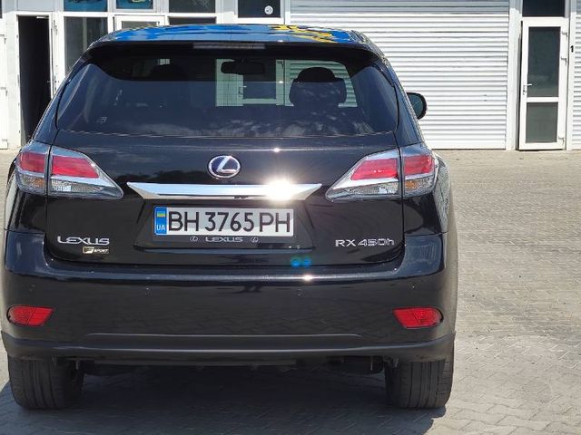 Lexus RX - фото 4