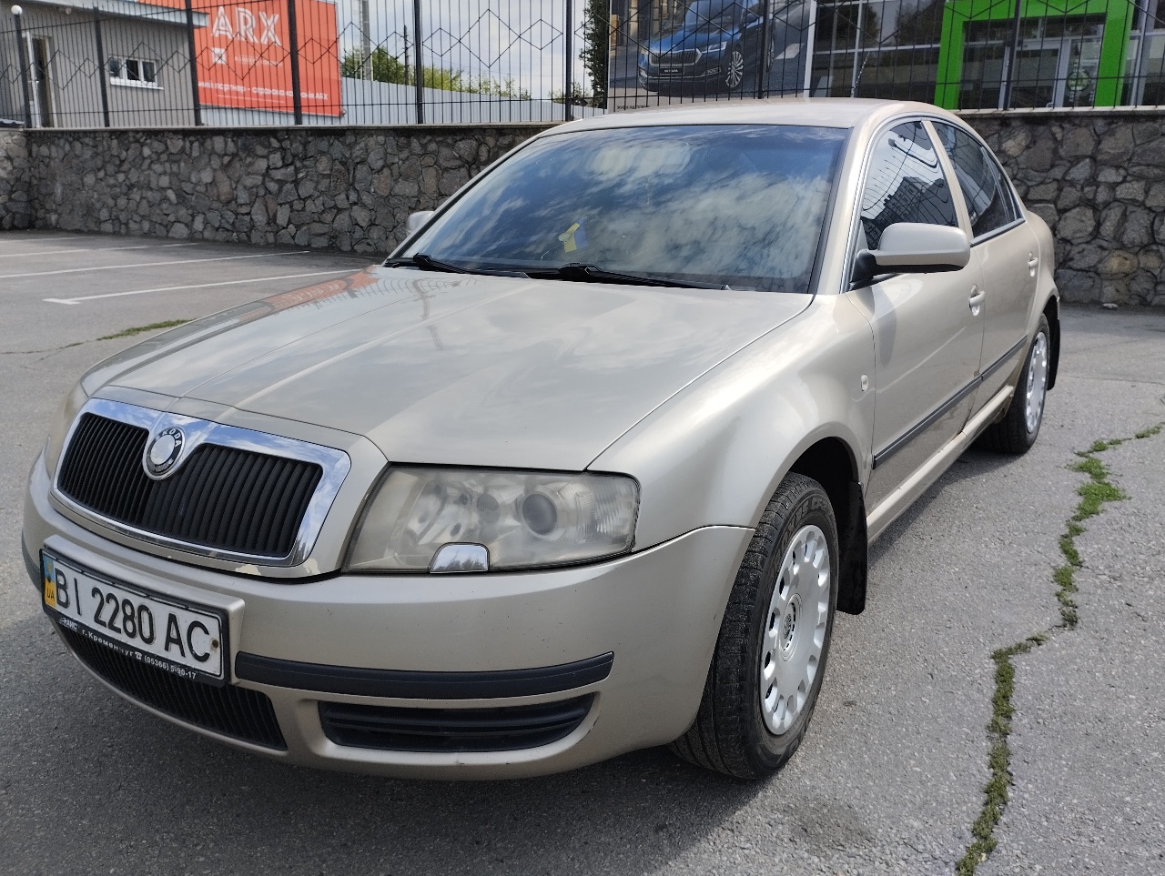 Skoda Superb - фото 1