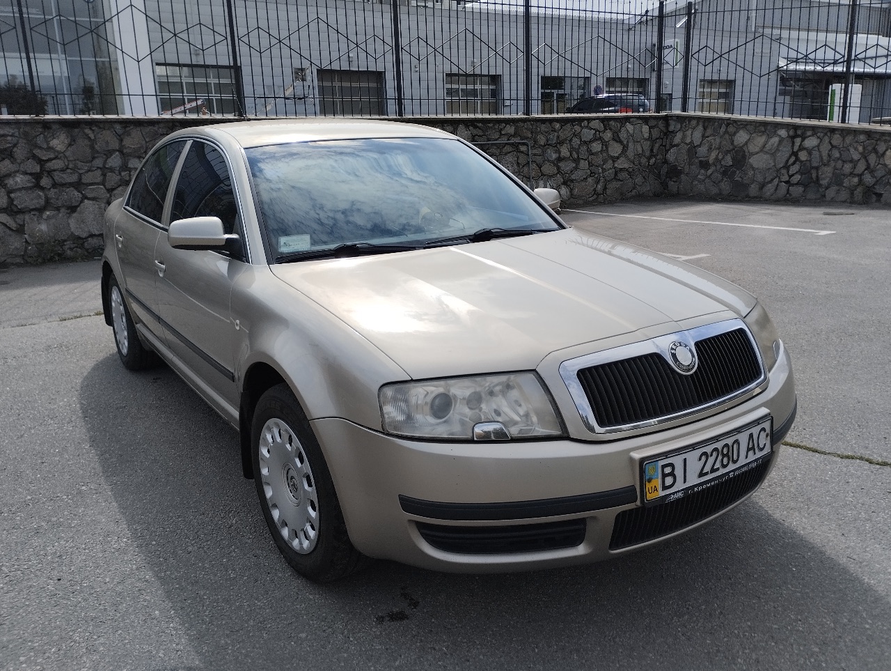 Skoda Superb - фото 6