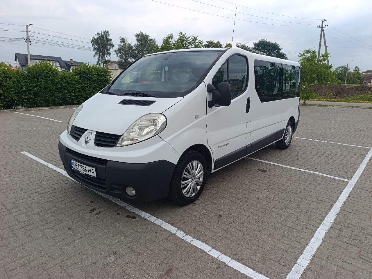 Renault Trafic - фото 17