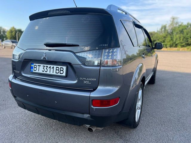 Mitsubishi Outlander - фото 5