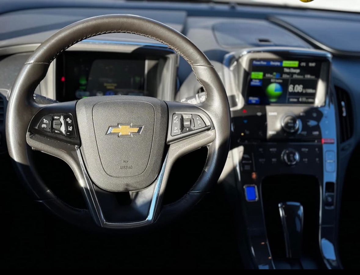 Chevrolet Volt - фото 14